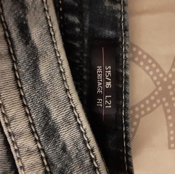 Vigoss Capris - Picture 4 of 5